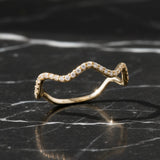 The Pavè Wave