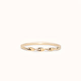 Dainty Twist Ring - Zayla