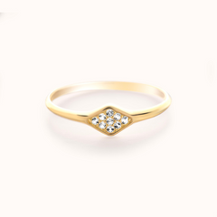 Diamond Pavé Signet Ring - Zayla