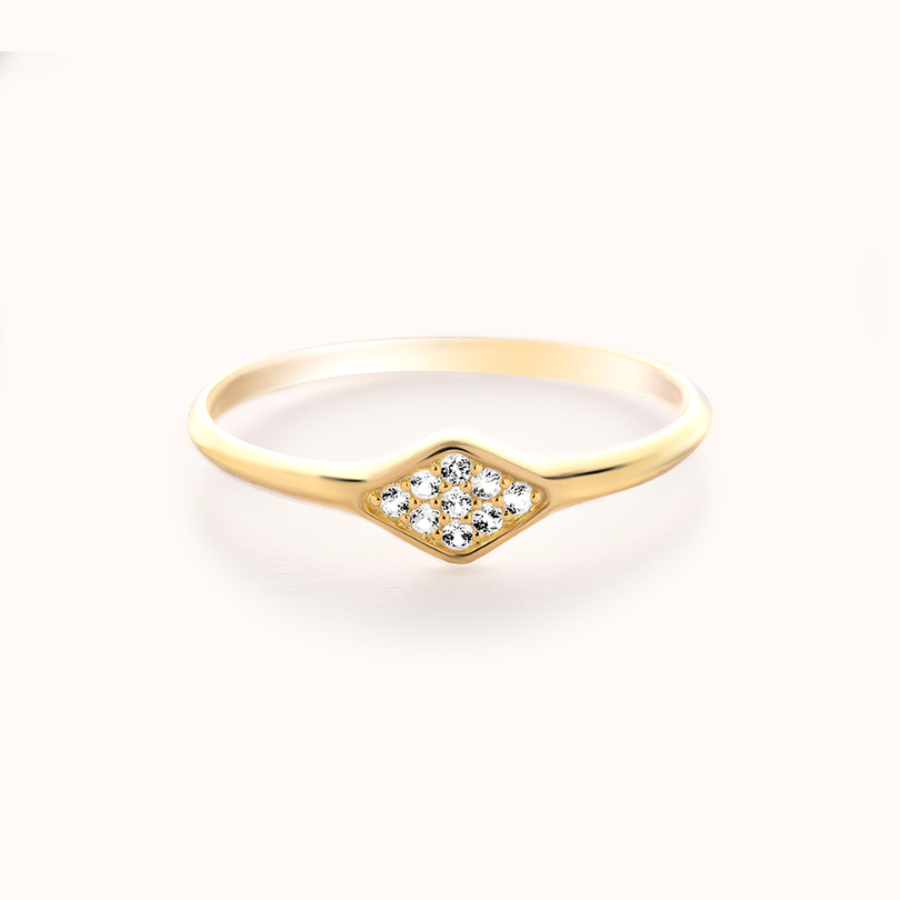 Diamond Pavé Signet Ring - Zayla