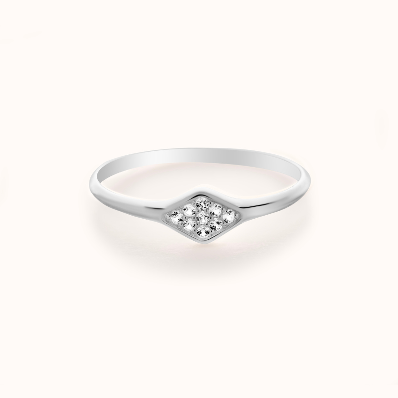Diamond Pavé Signet Ring - Zayla
