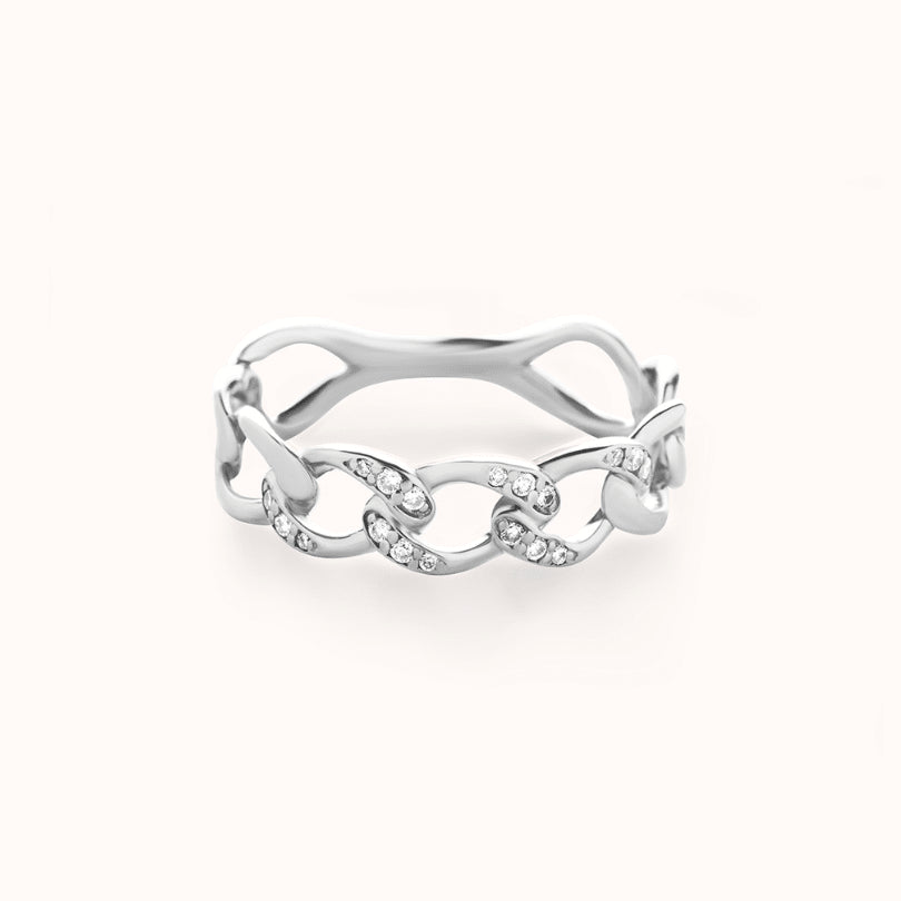 Dainty Chain Ring – Solid Gold Link‑Band | Zayla Dainty Chain Ring – Solid Gold Link‑Band | Zayla