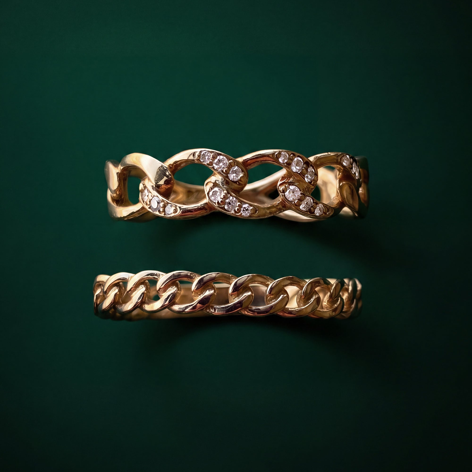 Dainty Chain Ring – Solid Gold Link‑Band | Zayla