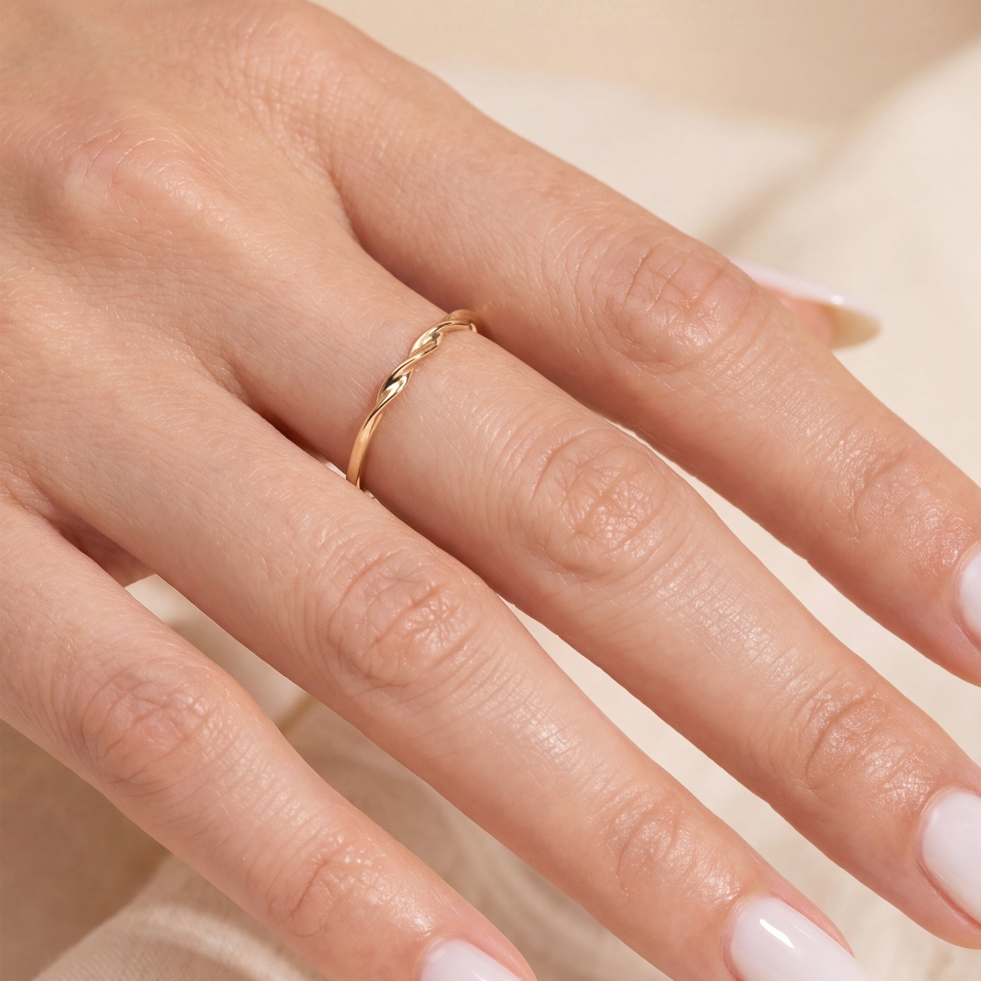 Dainty Twist Ring