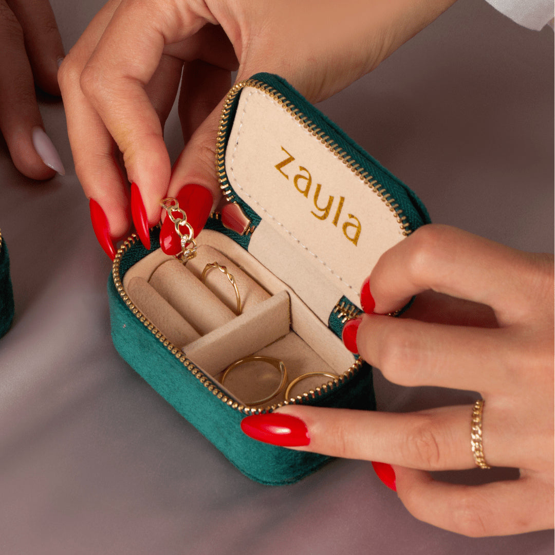 Jewelry Travel Case - Emerald – Zayla Jewelry Travel Case - Emerald – Zayla
