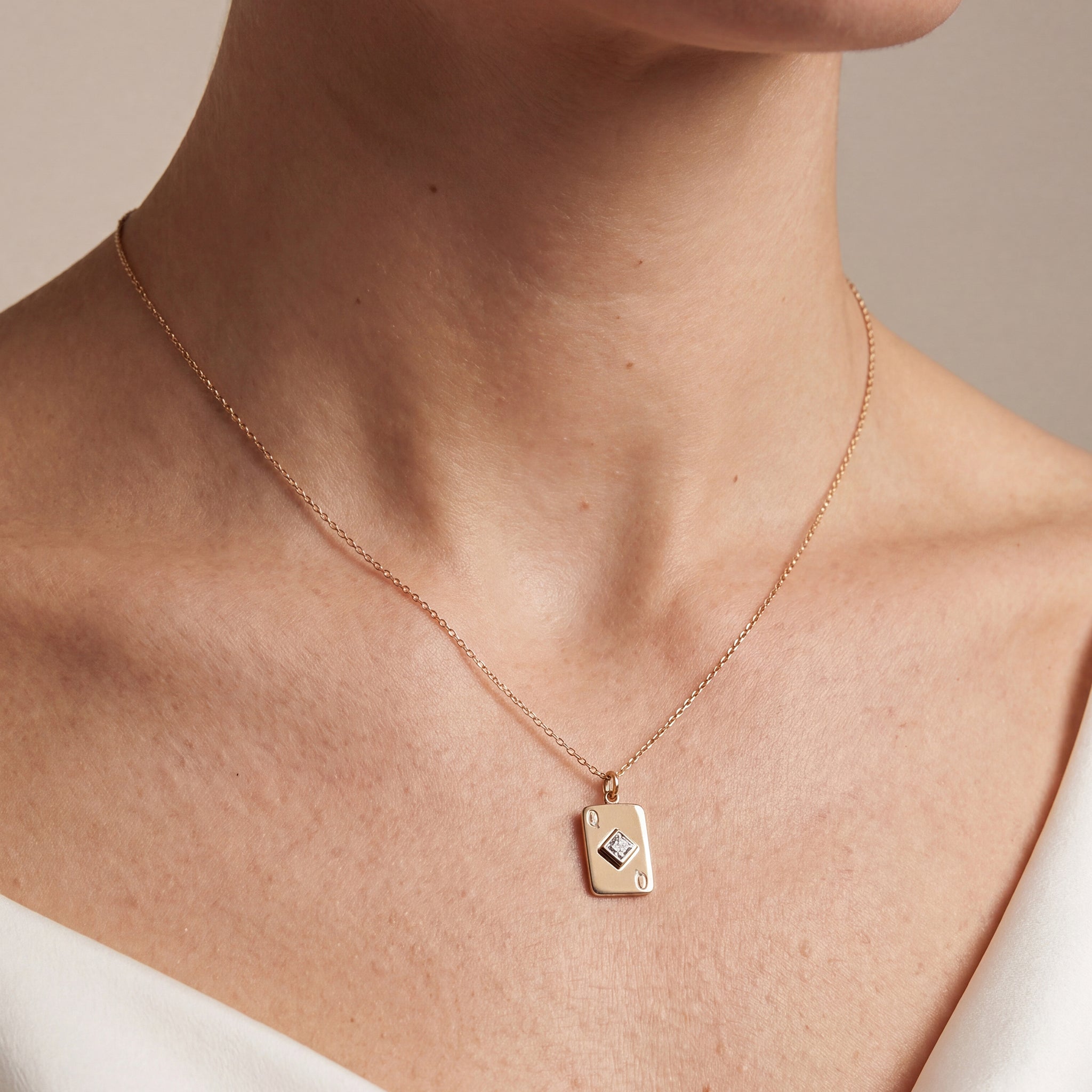 Queen of Diamonds Pendant